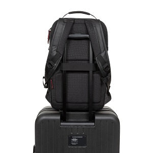 EASTPAK Tecum M CNNCT TOP BLACK