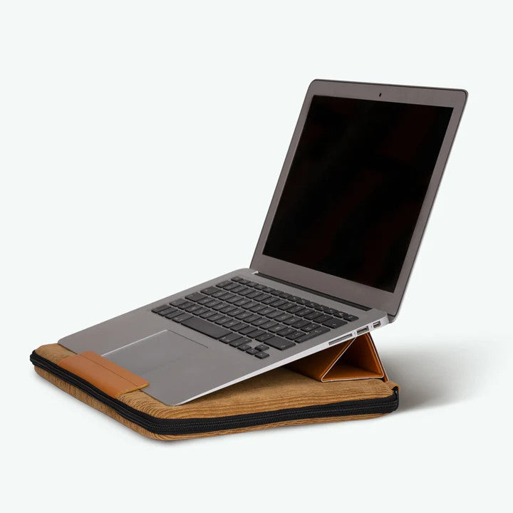 Cabaia LAPTOP CASE 13 INCH BAB EZZOUAR S23 von Cabaia Taschen - SAS Valtex - Nur €39! Entdecke mehr bei Fachcenter Wagner