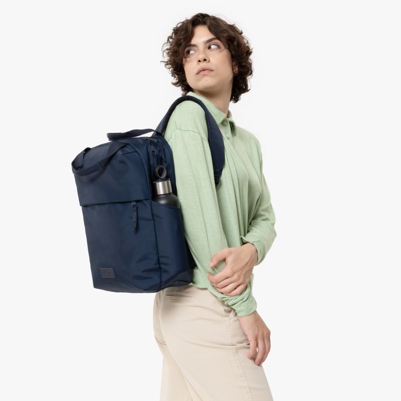 Eastpak TECUM TOTE CNNCT F Navy von Eastpak VF Germany Textilhandels GmbH - Nur €69.99! Entdecke mehr bei Fachcenter Wagner