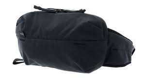 Thule Aion sling bag black